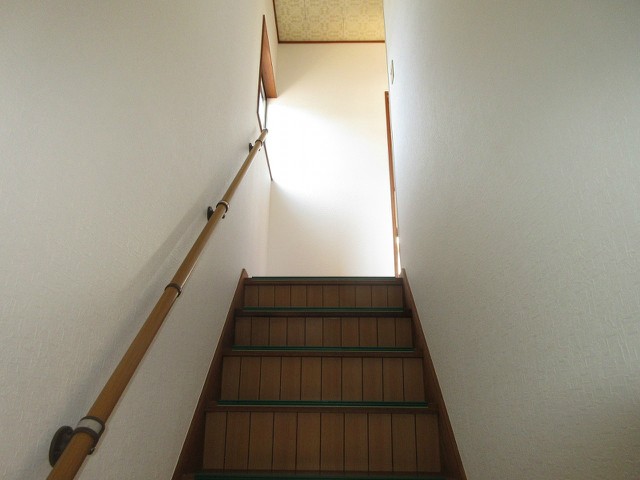 階段（下から上）